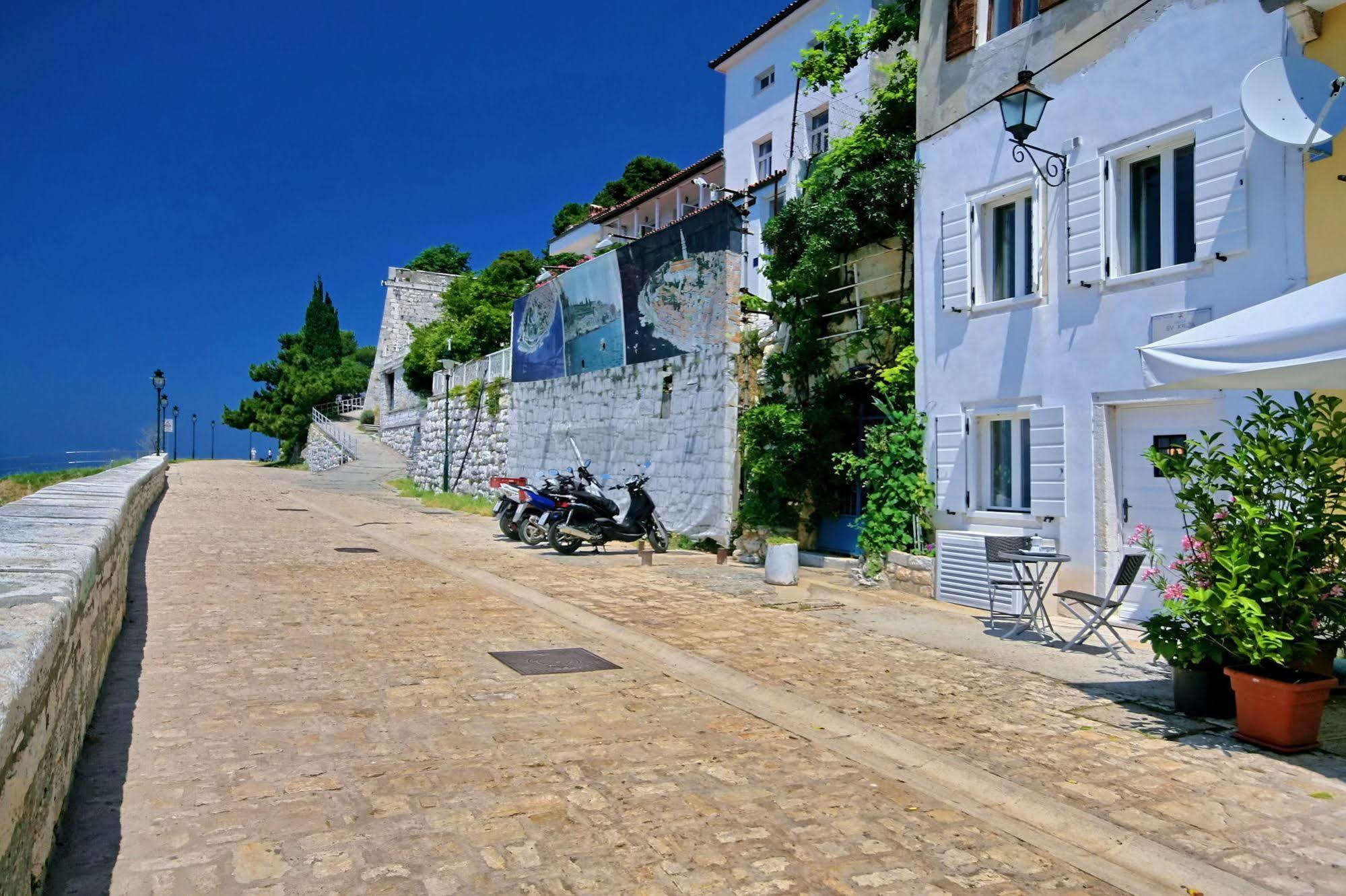 Angelo d'Oro Apartment Monte Rovinj Exterior foto